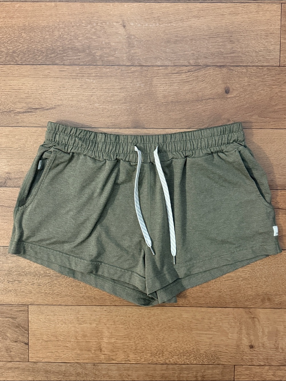 Vuori Size Small Halo Performance Shorts Green Style VW339 Comfy Soft Bottoms S